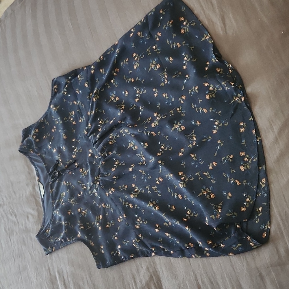 Ladies Denver Hayes blouse, size Large